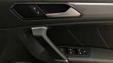 Volkswagen Tiguan 2.0 TDi 150 4Motion R-Line 5dr DSG Diesel Estate